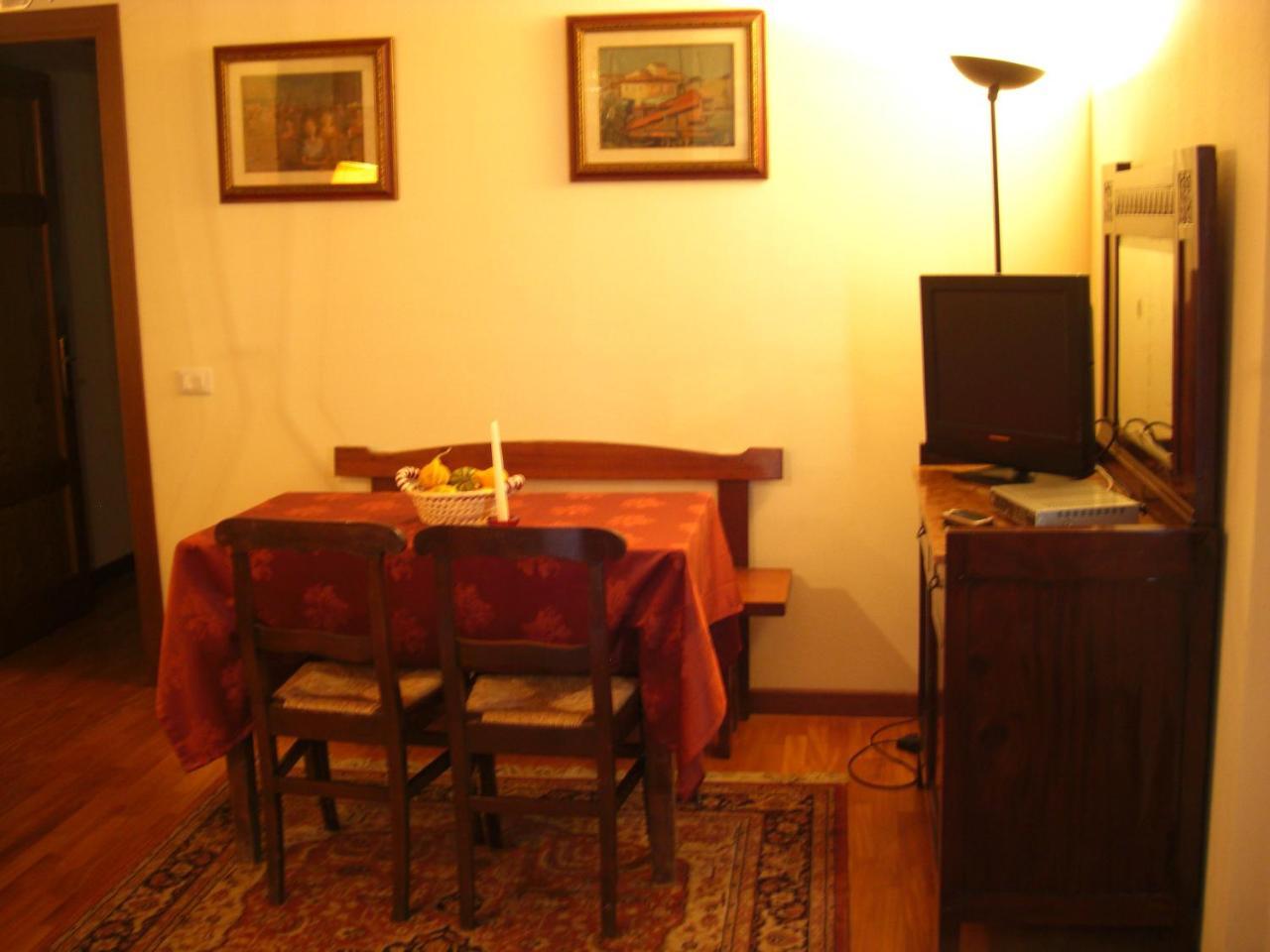 L'Orto Delle Palme Apartment Лука Екстериор снимка