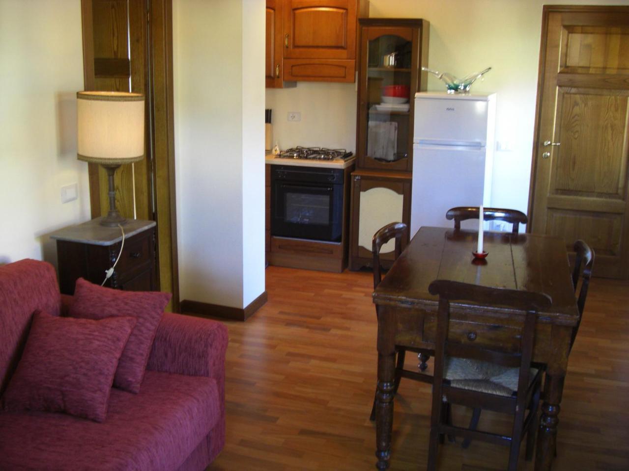 L'Orto Delle Palme Apartment Лука Екстериор снимка